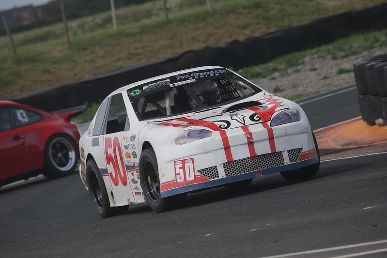 PRO GRANDS 50 DOES FRANK'S CHARITY TRACK DAY